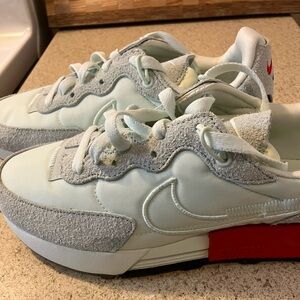 Nike Women’s Sneakers size 6.5. NWOT